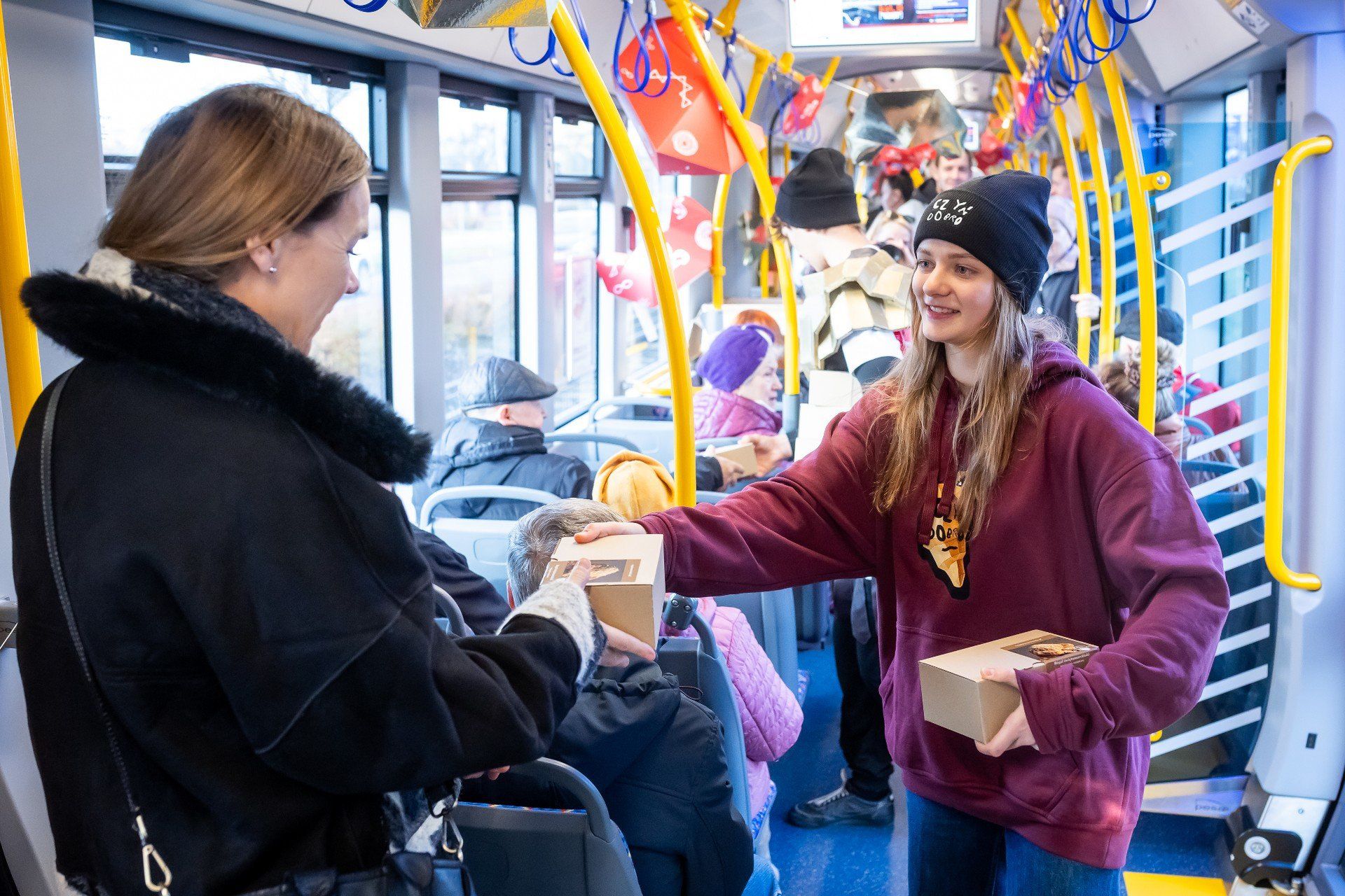 Rogale rozdawano do momentu wyczerpania zapasów.