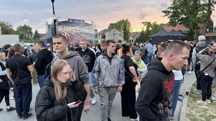 Studenci świętowali w Ostrowcu Świętokrzyskim. Prezydent miasta Artur Łakomiec przekazał klucze, była świetna zabawa
