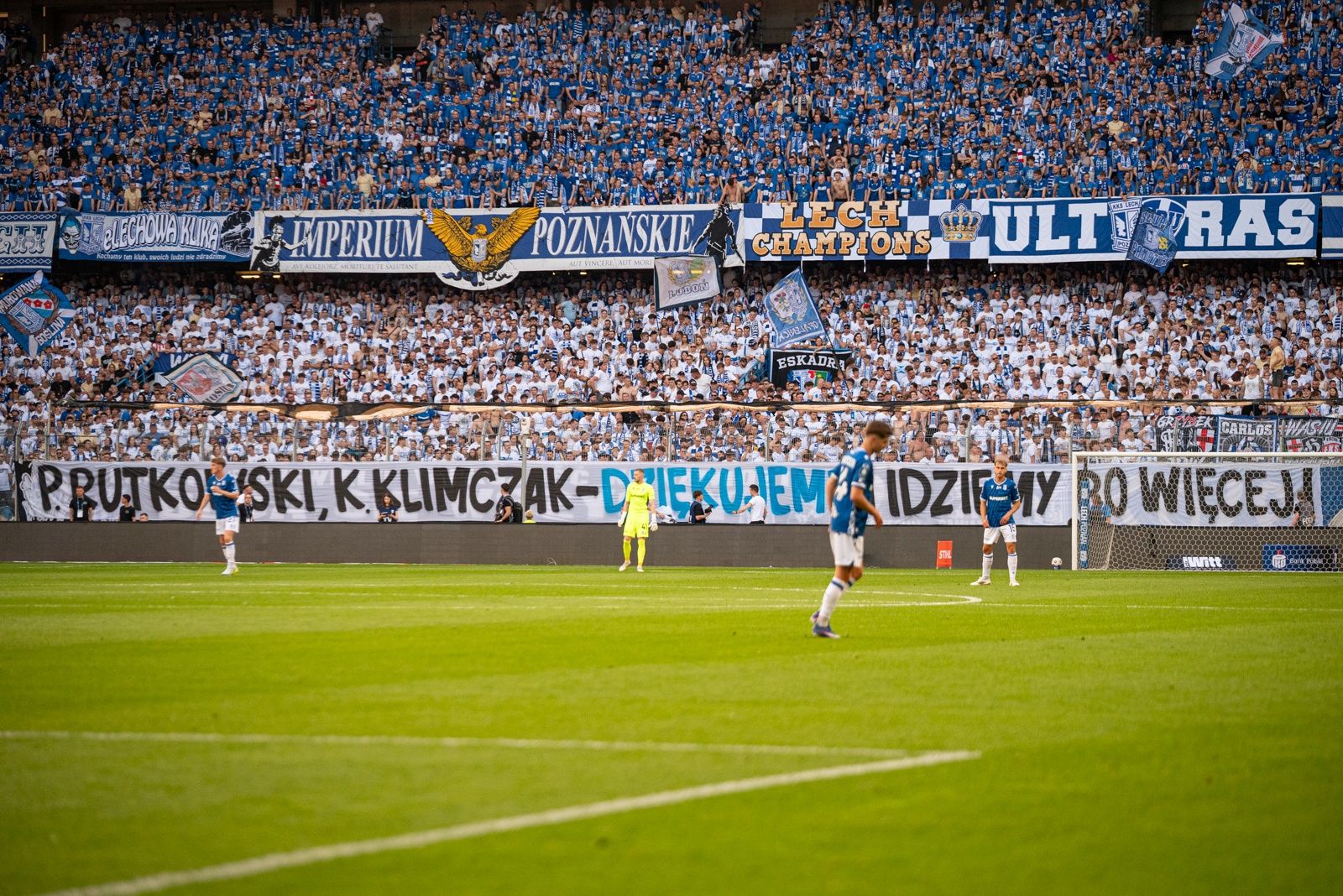 Lech obronił mistrzostwo! Emocjonalny remis 2:2 w ostatnim meczu