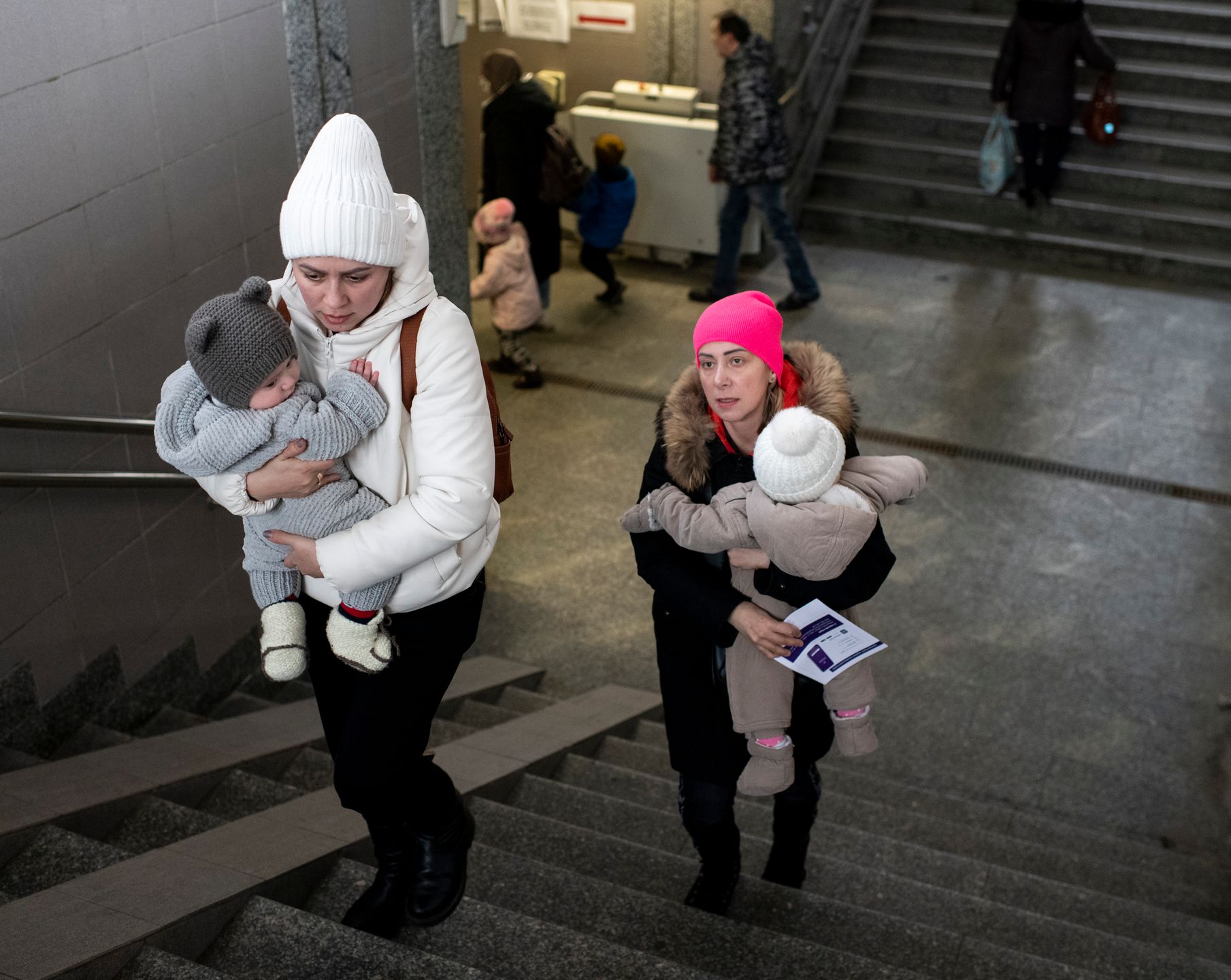 Wojna na Ukrainie: Uchodźcy otrzymali pomoc w Przemyślu. Te obrazy wzruszają 10