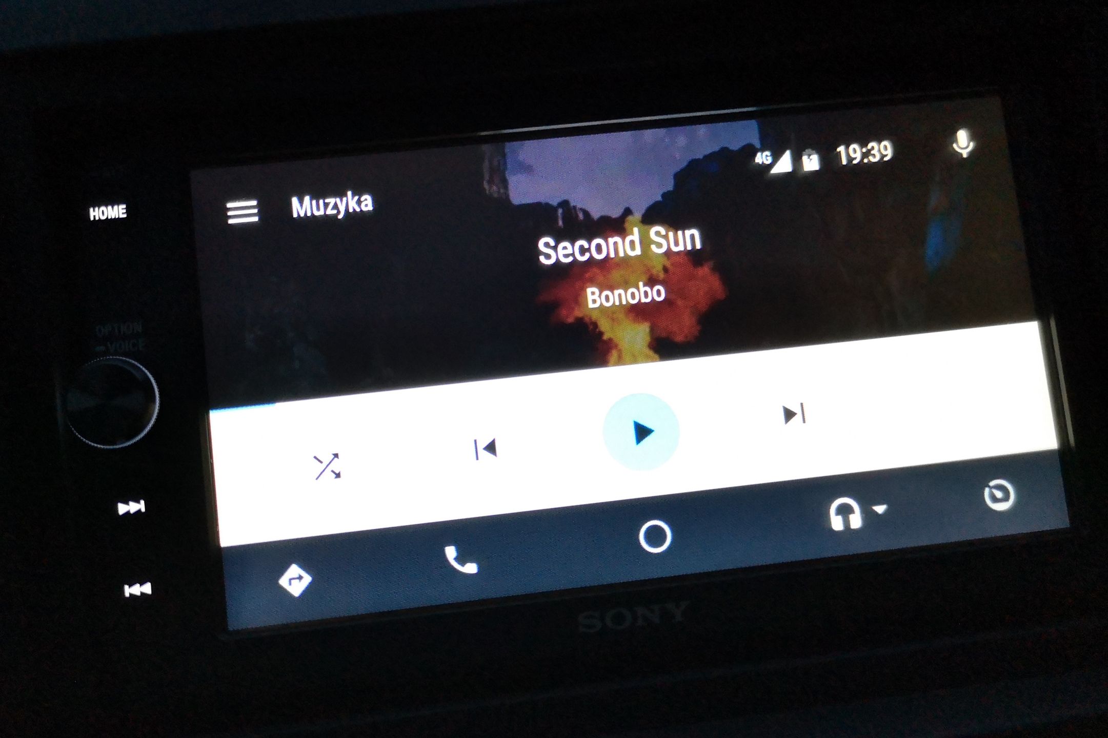 Sony XAV-AX100: sposób na Android Auto i Apple CarPlay w każdym samochodzie 20
