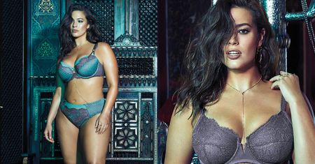 Wyretuszowana Ashley Graham reklamuje bieliznę