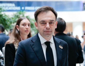 Obniżanie cen paliw zostanie przedłużone na majówkę? Minister ujawnia