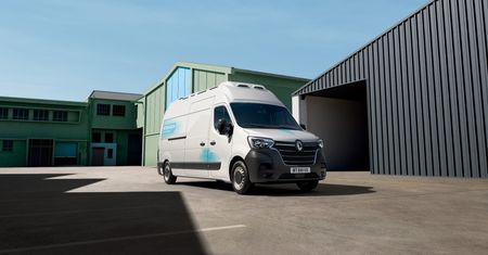 Tour wodorowego dostawczaka. Renault Master H2-Tech objedzie Hiszpanię