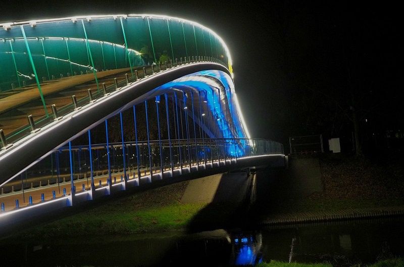 kładka bystrzyca park ludowy