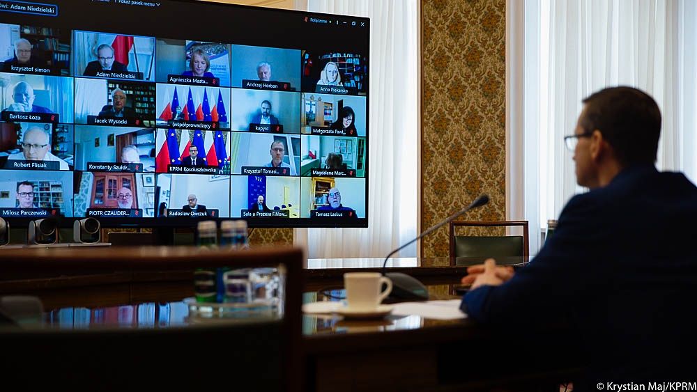 Premier Mateusz Morawiecki i minister zdrowia Adam Niedzielski planują wspólną konferencję prasową o obostrzeniach