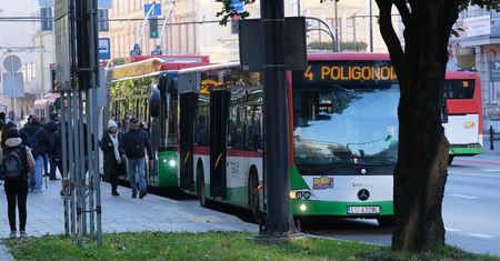 Wielkanoc 2025: tak będzie funkcjonowała komunikacja miejska w Lublinie. Specjalne rozkłady, brak nocnych autobusów