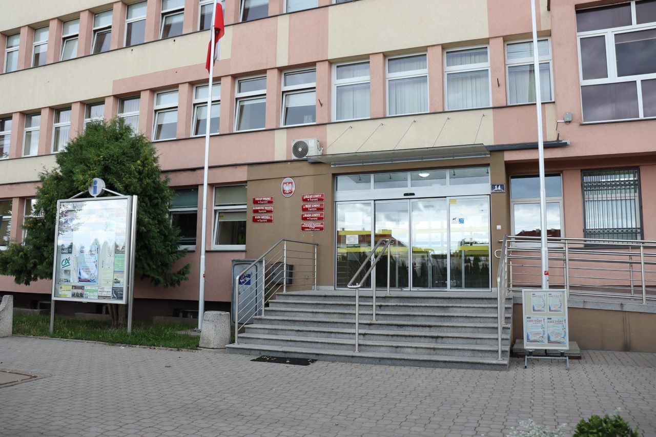 Zmiany w Urzędzie Gminy w Łęczycy. Wybrano nowego sekretarza