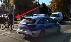 Radiowóz nagrany. Policja nie przepuściła pieszego