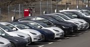Tesla obiektem ataków. Mówią o "żałosnych" wynagrodzeniach