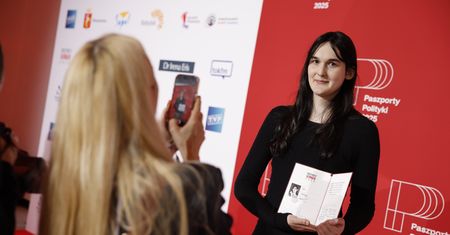 Kim jest Ant Łakomsk? Otrzymała Paszport Polityki i wspomniała o znalezieniu 5 złotych
