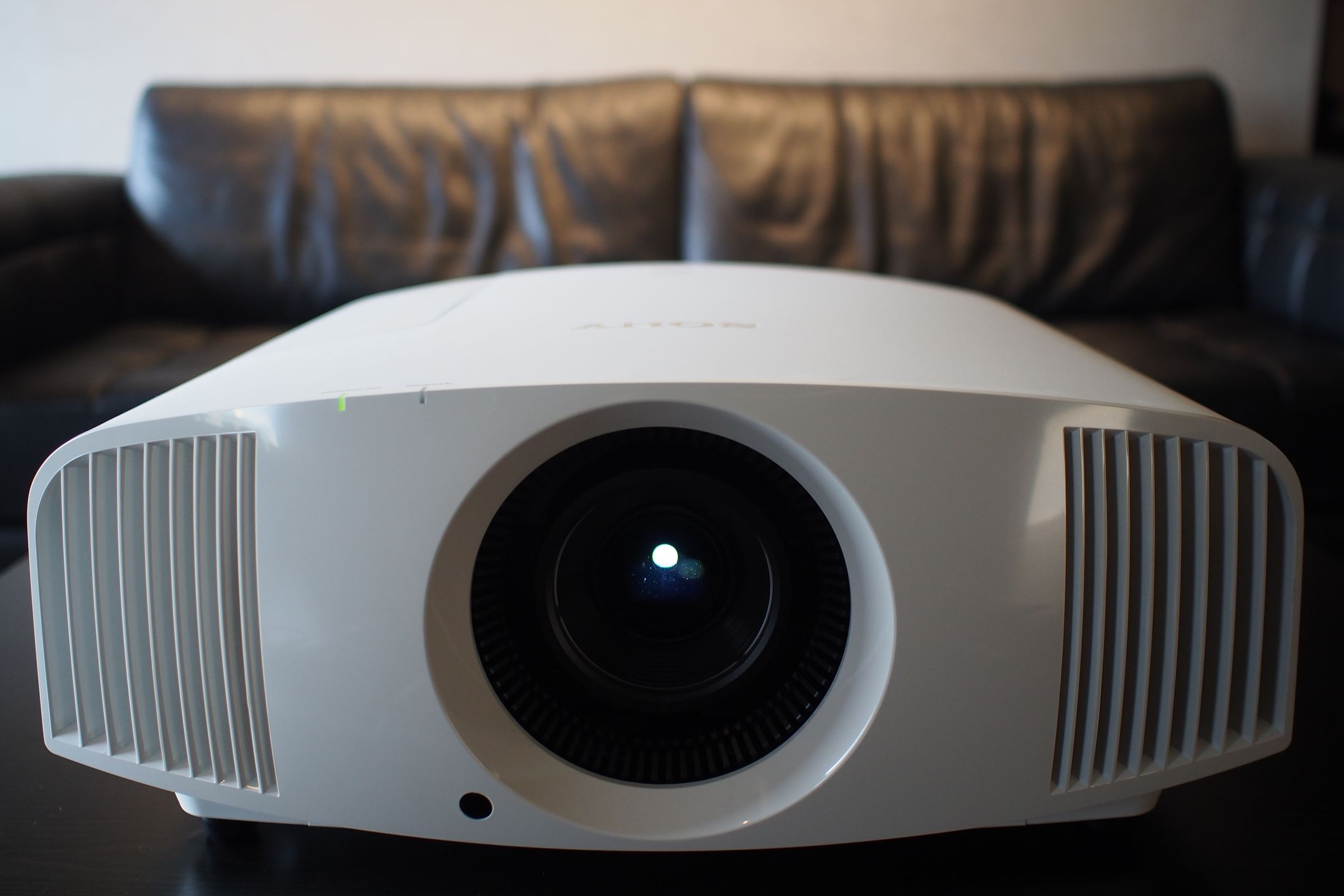 Test Sony VPL-VW260ES, projektora 4K w "umiarkowanej cenie" 2