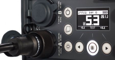 Elinchrom ELB 400 - nowy, przenośny generator z główkami
