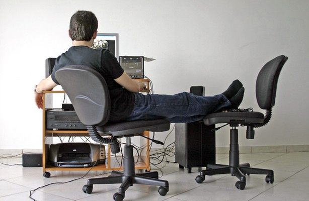 Ergonomia stanowiska pracy: dopasuj je do siebie