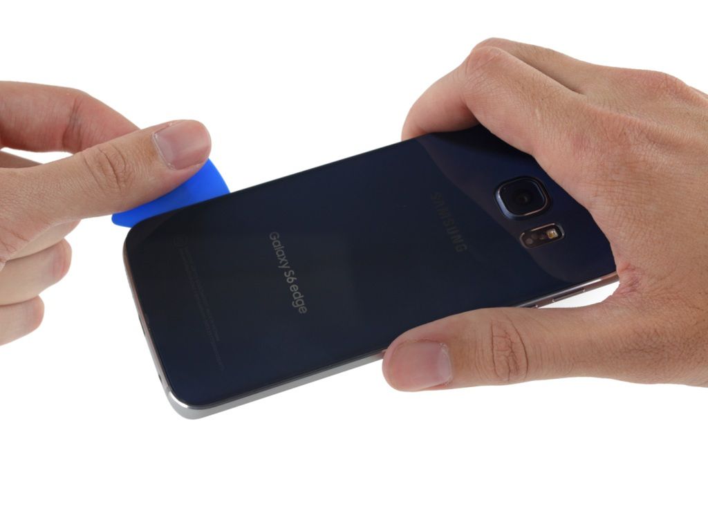 Galaxy S6 edge, HTC One M9 i iPhone 6 - którego najłatwiej naprawić?
