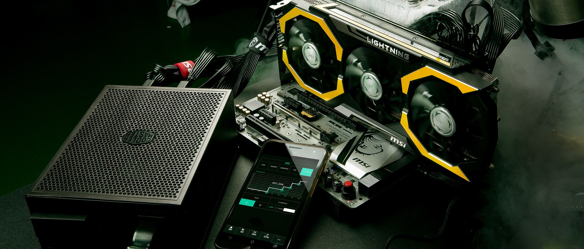 Cooler Master MasterWatt Maker 1500: zasilacz 1500 W obsługiwany smartfonem 3