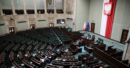 UJAWNIAMY. Odkryliśmy krytyczne błędy w poczcie rządu i Sejmu