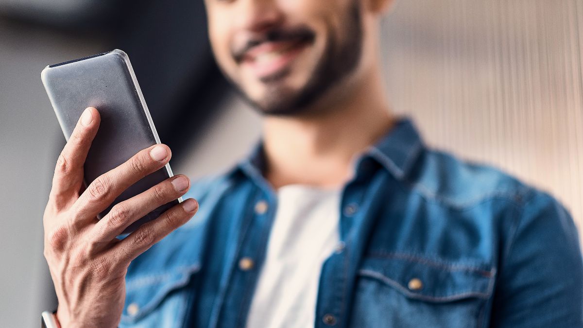 Kiedy stosować miękki, a kiedy twardy reset smartfona?