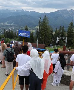 Policja w Zakopanem po arabsku. "Apelujemy"