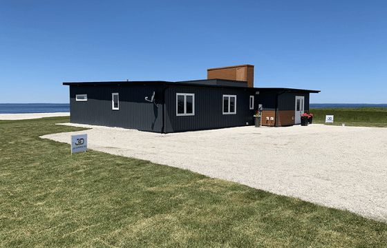 Plastik z odzysku posłużył do zbudowania domu