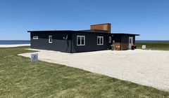 Plastik z odzysku posłużył do zbudowania domu