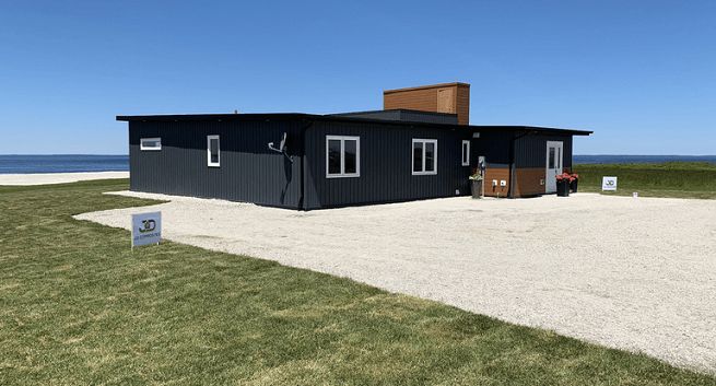 Plastik z odzysku posłużył do zbudowania domu