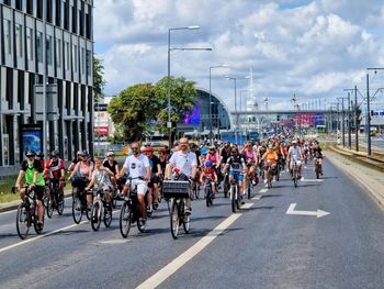 Poznań: Rzeka Rowerów wraca do miasta. Kosmiczna parada i rodzinny piknik