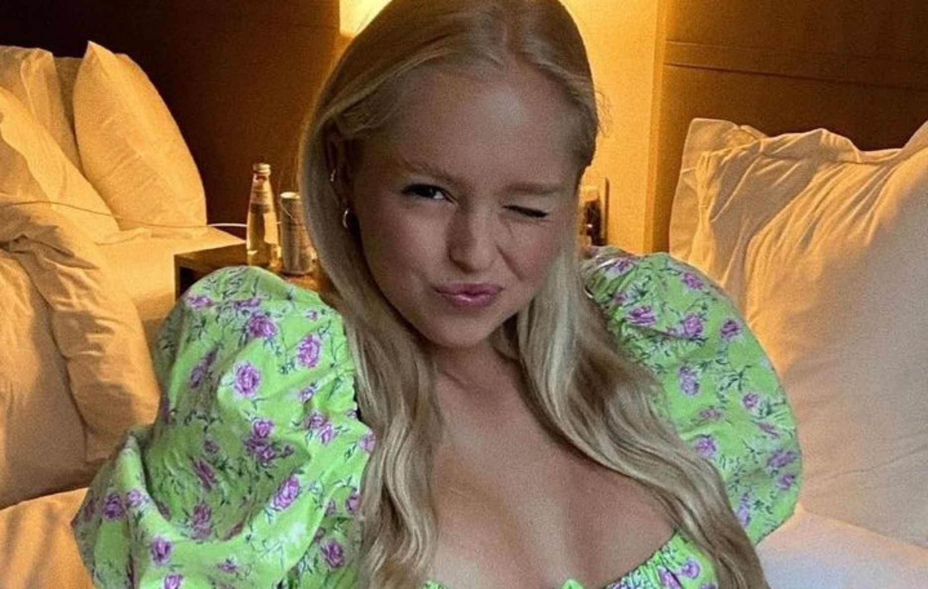 Julia Tychoniewicz pokazała się w cekinowej sukience mini 