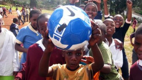 Piłka nożna sposobem na brak elektryczności 1