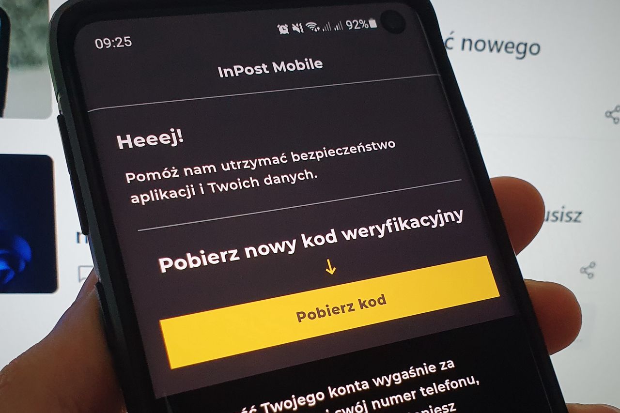 Weryfikacja numeru w InPost Mobile. Trzeba przepisać 6-cyfrowy kod