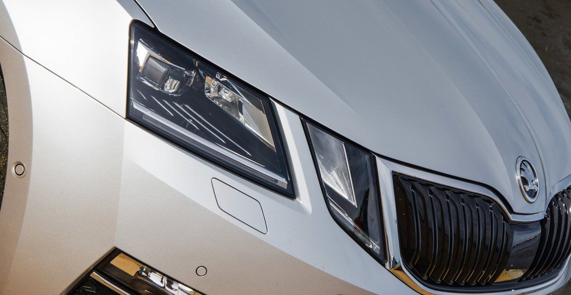 Ciekawe zmiany w polskim rynku samochodów. Więcej nowych i znacznie mniej używanych