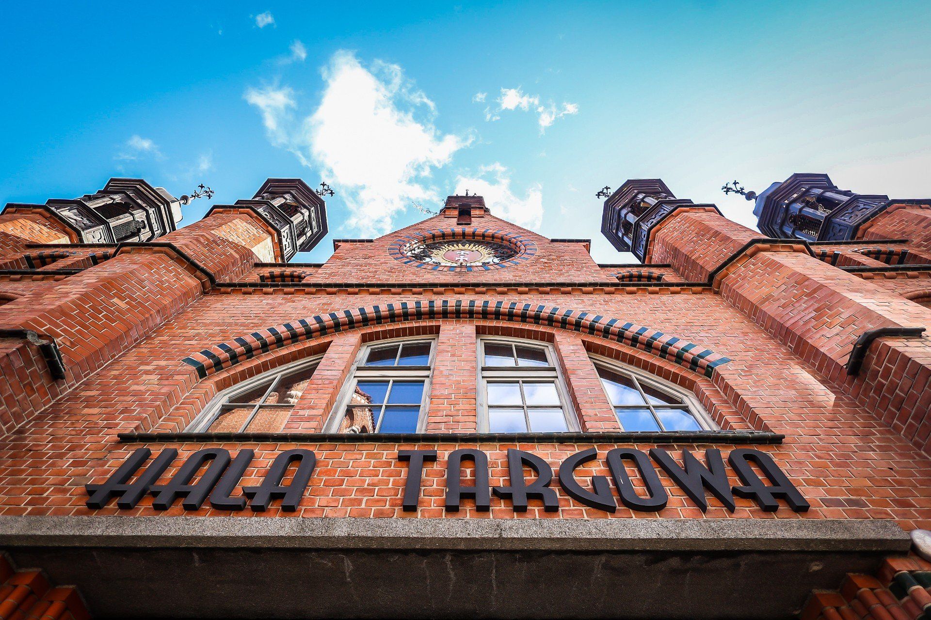 Kultowa Hala Targowa w Gdańsku zmienia się na naszych oczach