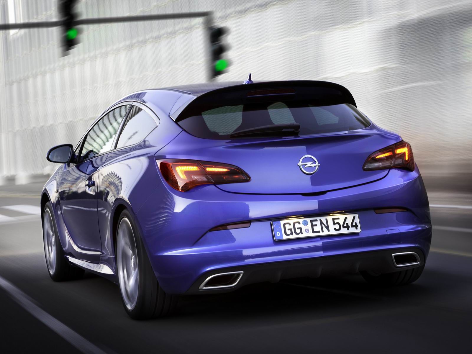 Opel Astra OPC