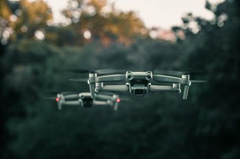 Powstaną polskie nowoczesne drony FPV. Trzy firmy łączą siły