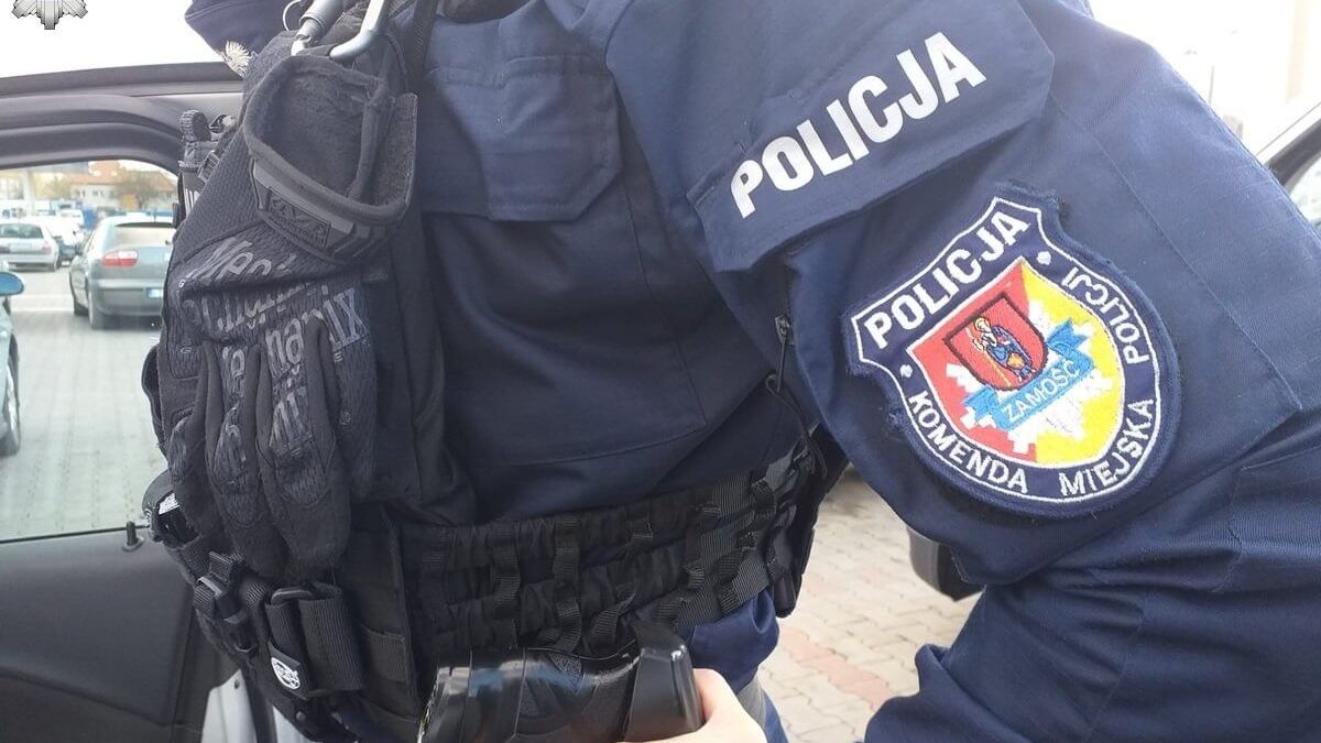 policjant, mundur
