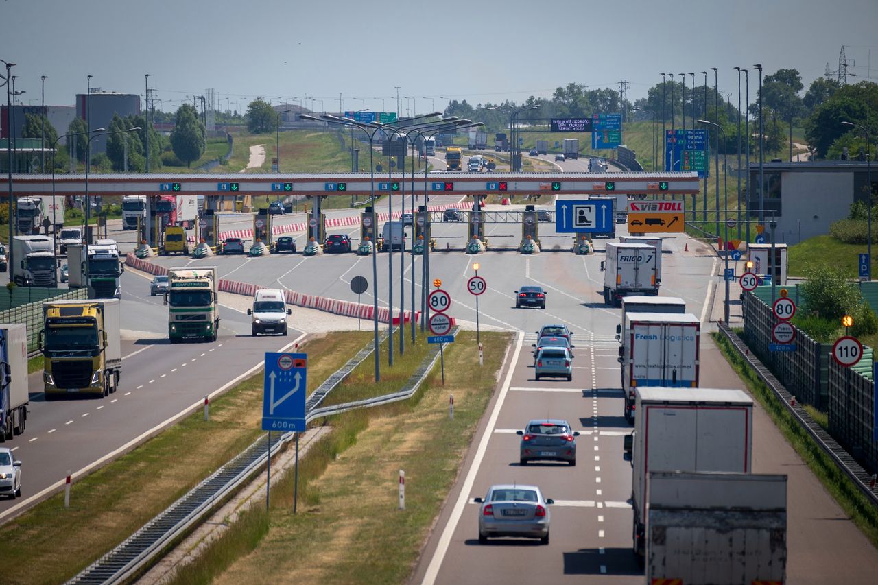 Ponad miliard złotych wpływów z viaTOLL. Większe wpływy, ale i większe koszty