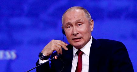 Putin drwi z "ekonomicznego blitzkriegu" przeciwko Rosji. Jego zdaniem sankcje nie działają