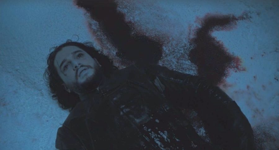 Jon Snow zasztyletowany przez braci z Nocnej Straży