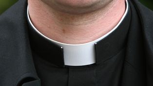 Księża u seksuologa. Ujawnił, z czym do niego przychodzą