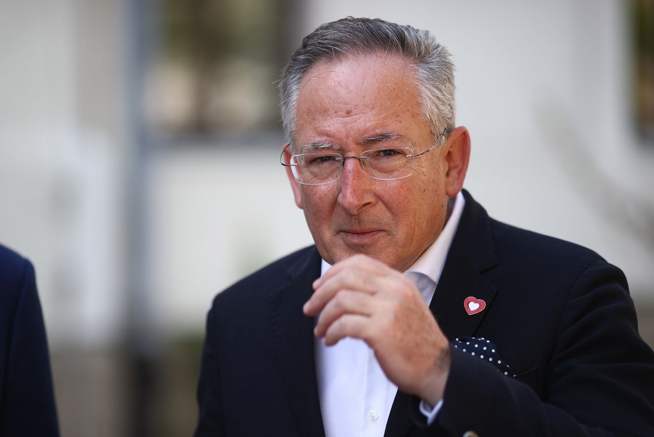 "Odklejona od rzeczywistości". Minister ostro o słowach Sienkiewicza