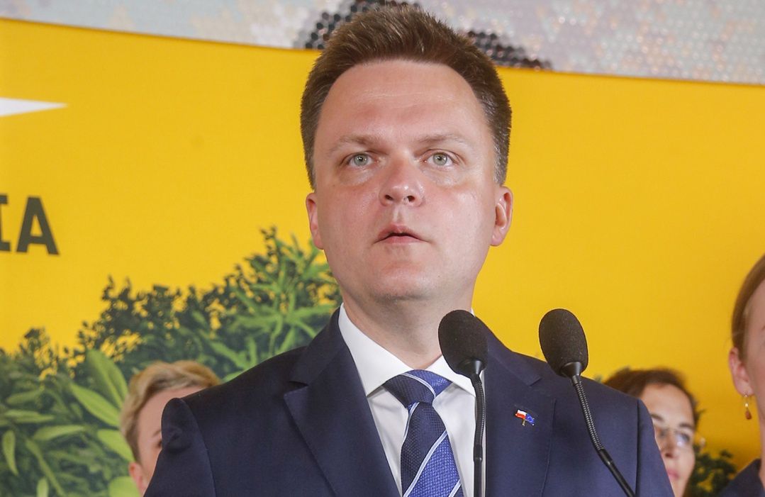 Odpowiedzieli mu tylko czterej posłowie. Koniec z jego pomysłem?