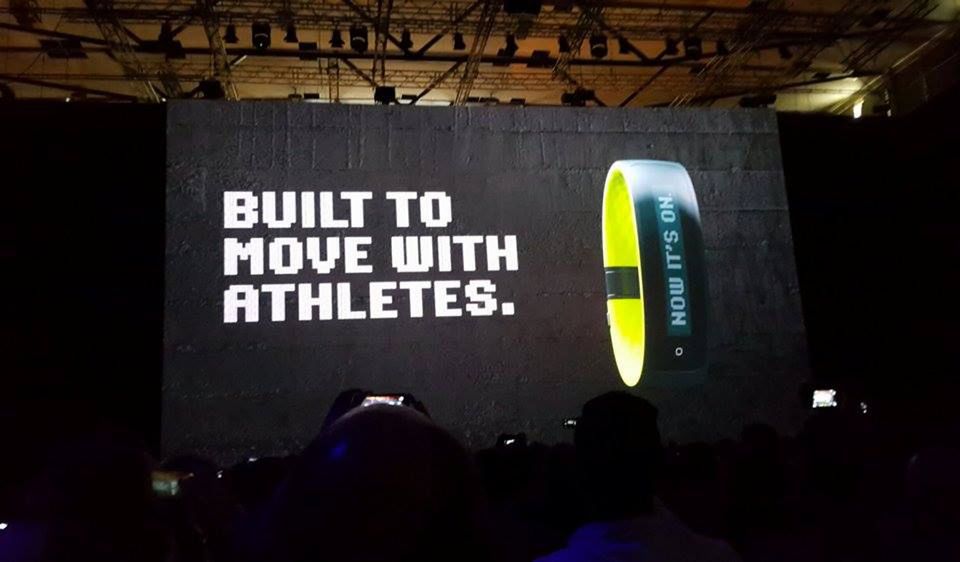 HTC One M9 zaprezentowany, a razem z nim opaska (Grip) i okulary VR (Vive)! 21