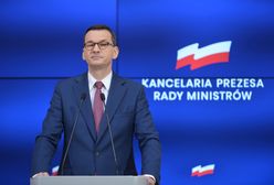 Konferencja Mateusza Morawieckiego i ministra ds. UE Konrada Szymańskiego