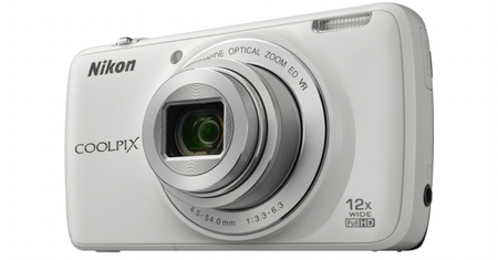 Nikon COOLPIX S810c z systemem Android 4.2.2 Jelly Bean, ale bez modemu 3G/4G