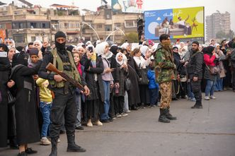 Tymczasowy rząd w Syrii zapowiedział podwyżki płac do 400 proc.