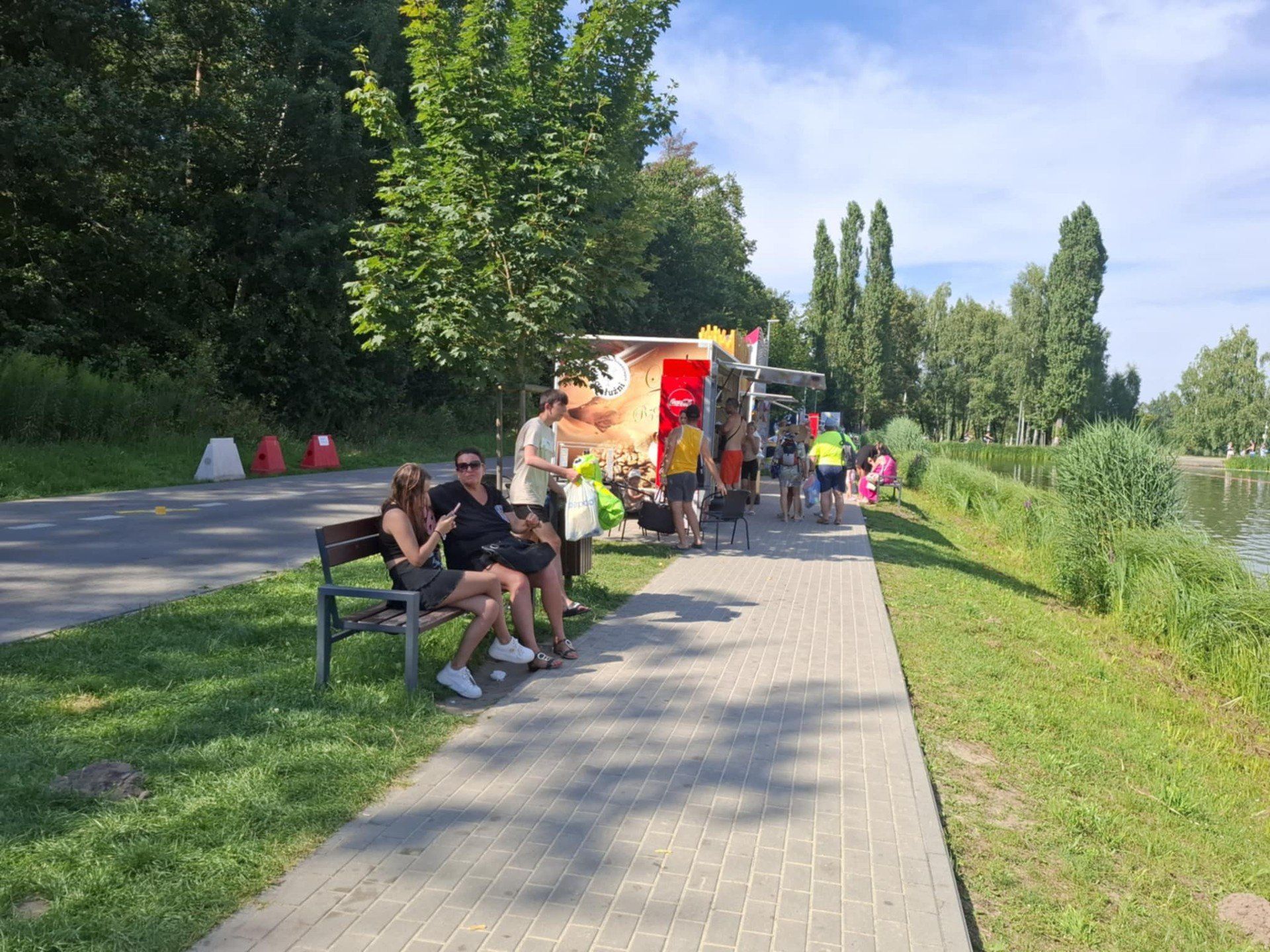 Na Malince jak nad morzem, tylko lepiej. Ciepła woda i bez paragonów grozy