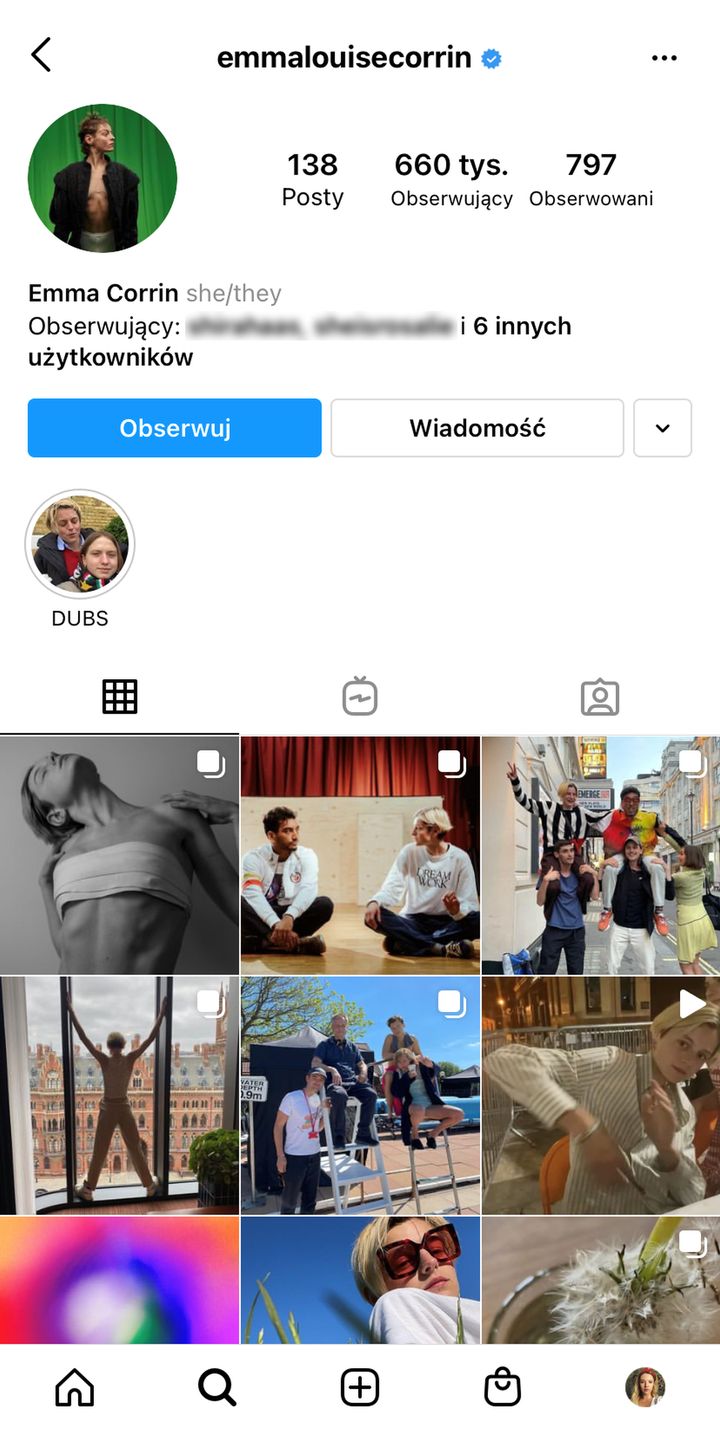 Emma Corrin ogłosiła, że jest osobą niebinarną