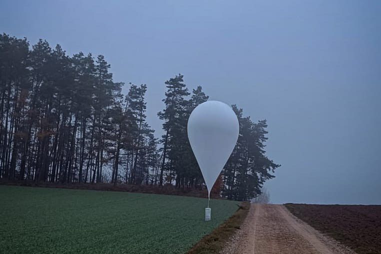 lokalne, balony, przemyt Balony spadają od kilku dni. Znaleziono szczątki kolejnego