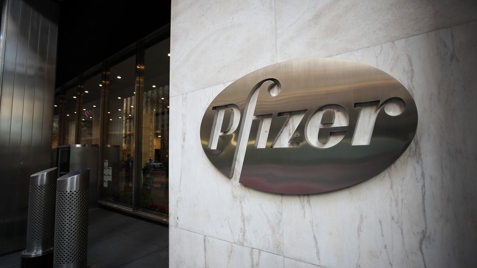 NEW YORK, USA - NOVEMBER 19: The logo of Pfizer is seen on the headquarter in Manhattan, New York City, United States on November 19, 2020. According the pharmaceutical giant Pfizer on Wednesday that new Pfizer results for COVID-19 vaccine is safe and 95% effective. (Photo by Tayfun Coskun/Anadolu Agency via Getty Images)