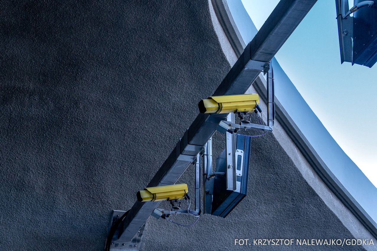 Kamery odcinkowego pomiaru prędkości w tunelu na Zakopiance